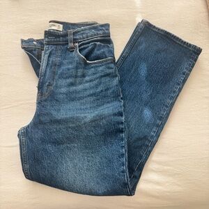 Abercrombie 90s Straight Ultra High Rise